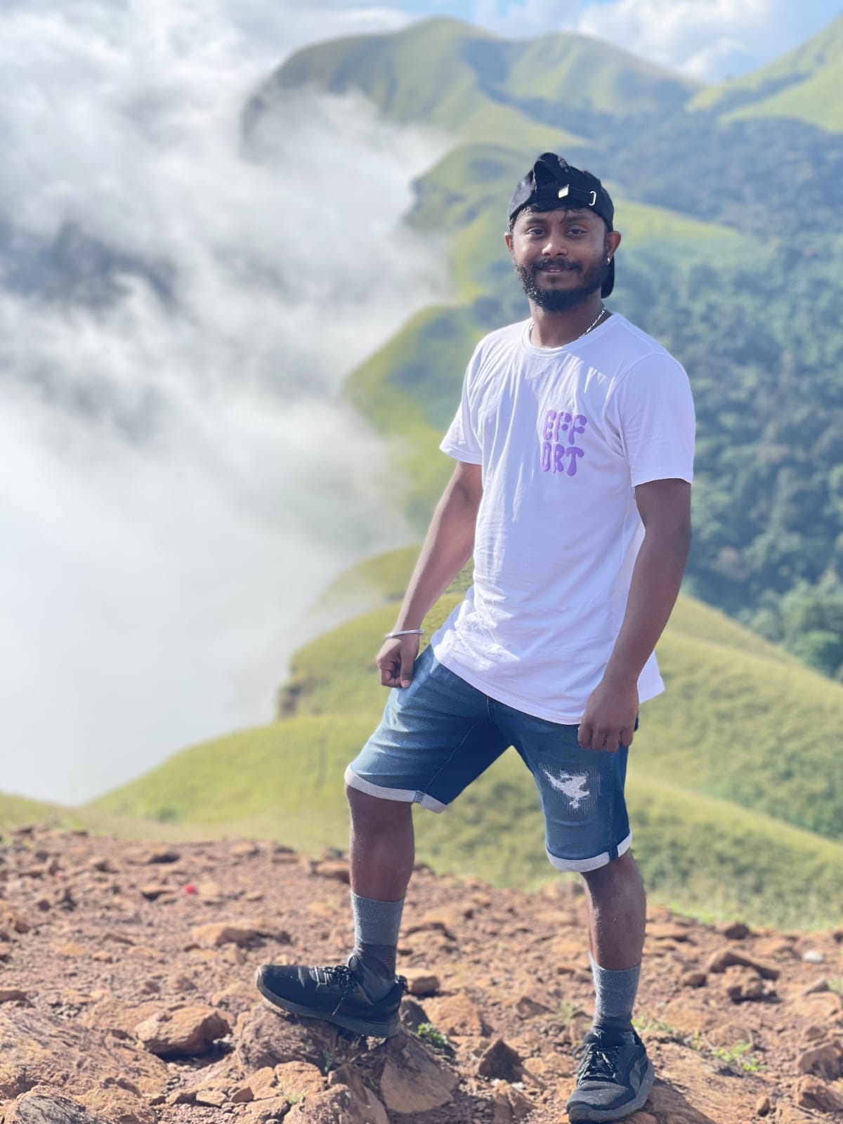 Aravindhan V